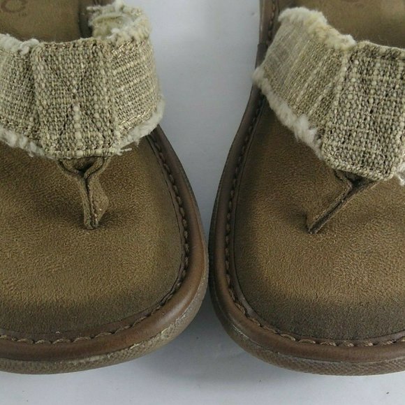 Boys Crevo Flip Flops NWT Size 2 Recycled Comfort - Picture 4 of 5